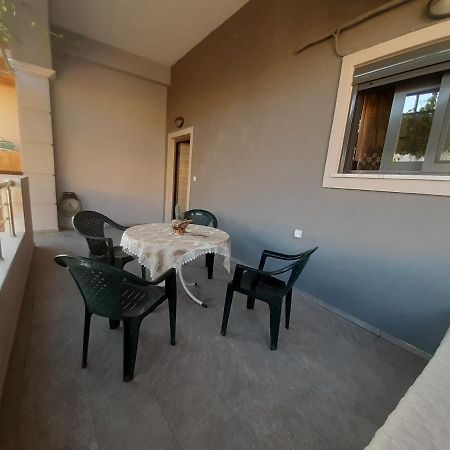 Utsi Villa Ligidhes Екстериор снимка