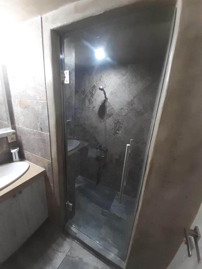 Utsi Villa Ligidhes Екстериор снимка