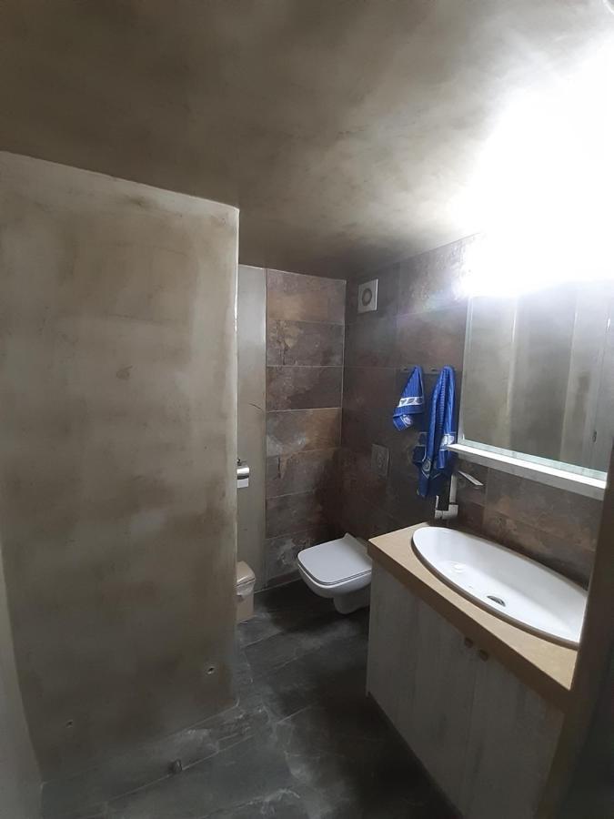 Utsi Villa Ligidhes Екстериор снимка